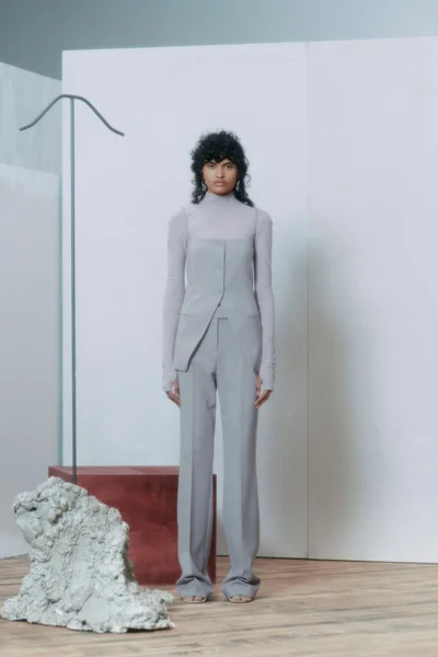 Look 4